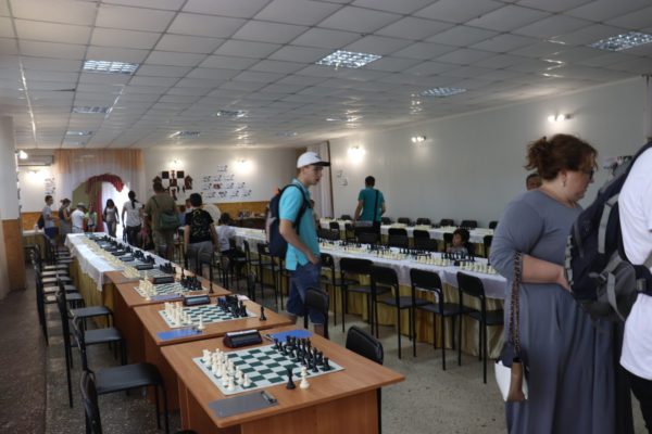 В Арцизе открыли шахматный турнир «Звезды Арциза–2020»