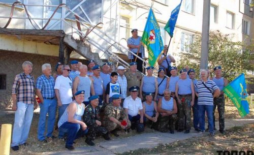 В Болграде отметили 90-летие Воздушно-десантных войск
