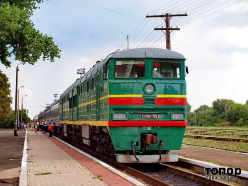 Поезда снова могут останавливаться в Луцке и Тернополе
