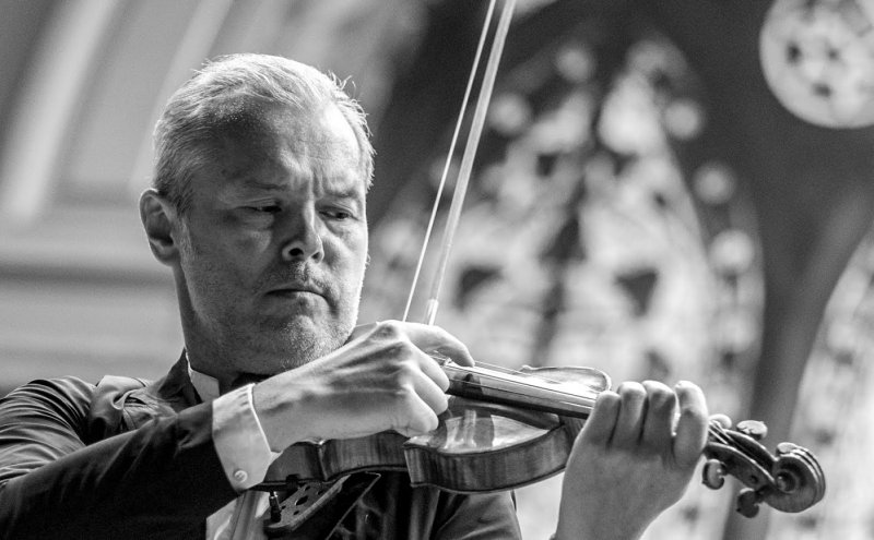 В одесской филармонии сыграл один из лучших скрипачей мира Вадим Репин