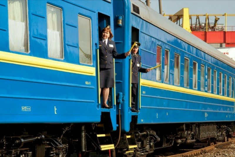 Из-за коронавируса отменили продажу билетов на поезд Одесса-Черновцы