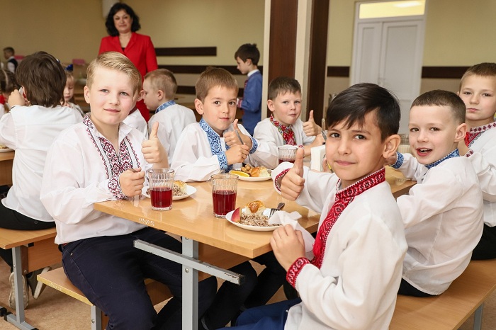 В одесских школах появятся безлактозные и безглютеновые завтраки