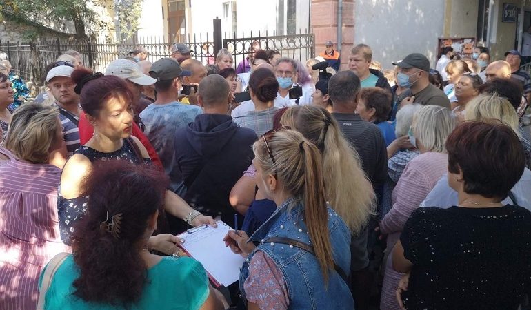 В Белгороде-Днестровском райбольницу будет охранять Нацгвардия, дабы не было митингов