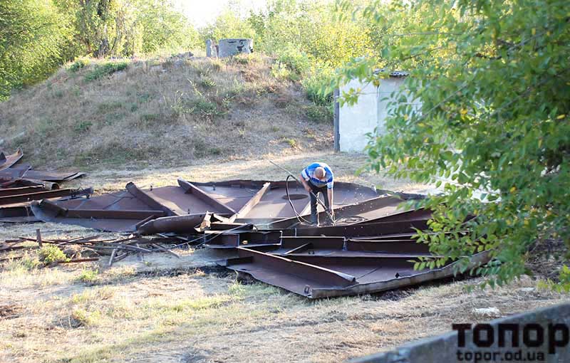 В Болграде начались работы по замене резервуара для хранения воды
