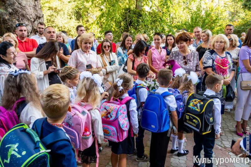 В Одессе прозвенел первый звонок во время карантина (фото)