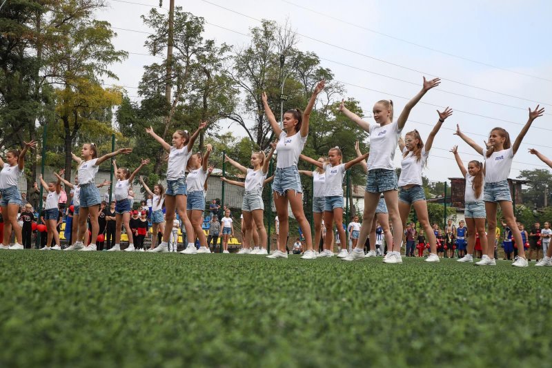 Праздник на Слободке: в одесском микрорайоне провели школьные спортивные соревнования (фото)