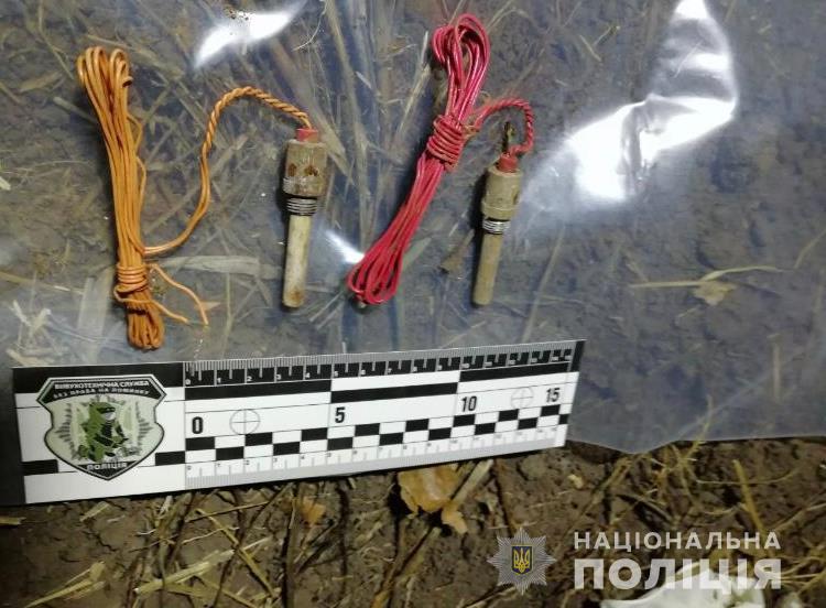 Найдено и ликвидировано: в Одесской области полицейские обнаружили схрон с оружием и боеприпасами (фото)