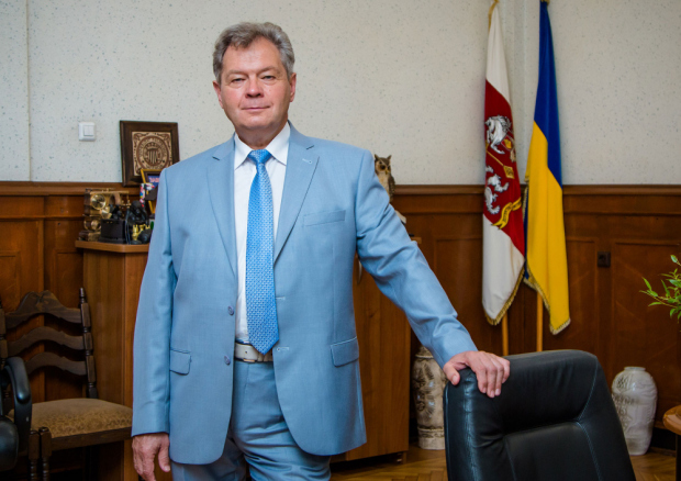 На выборах в одесской Строительной академии победил действующий ректор Анатолий Ковров