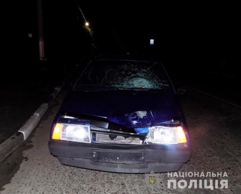 Переходил дорогу в неположенном месте: в Одесской области сбили насмерть пешехода (фото)