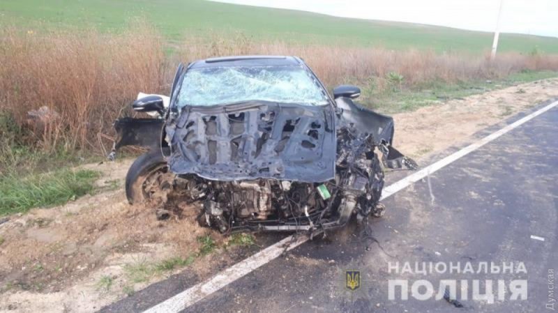 Смертельное ДТП в Одесской области: Lexus выехал на встречку и врезался в микроавтобус