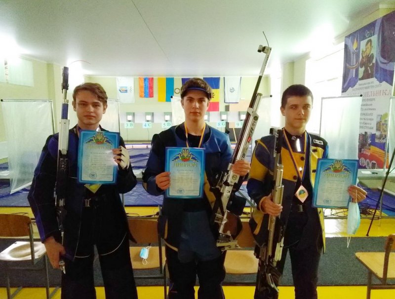 Воспитанники Одесской ДЮСШ завоевали 3 медали на открытом чемпионате Украины по пулевой стрельбе (фото)