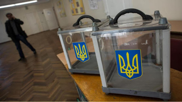 Депутаты от “Слуги народа” и “Батьківщини” пытаются сфальсифицировать результаты выборов в Любашевском районе