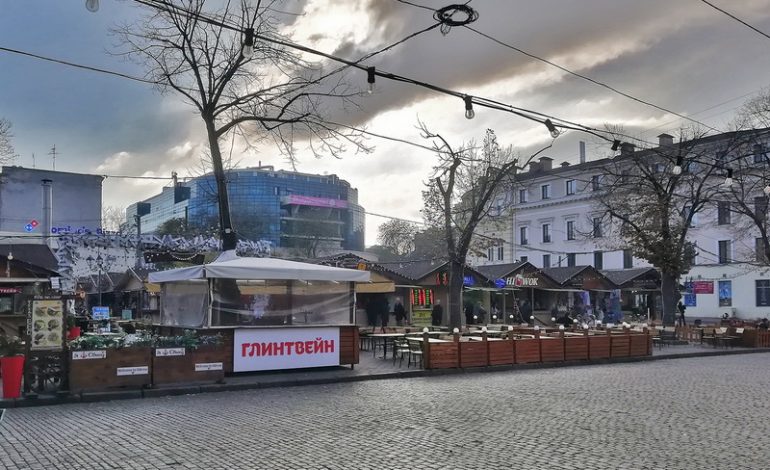 На Дерибасовской могут возвести новый торговый центр (фото)