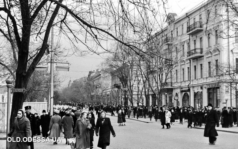 На Дерибасовской могут возвести новый торговый центр (фото)