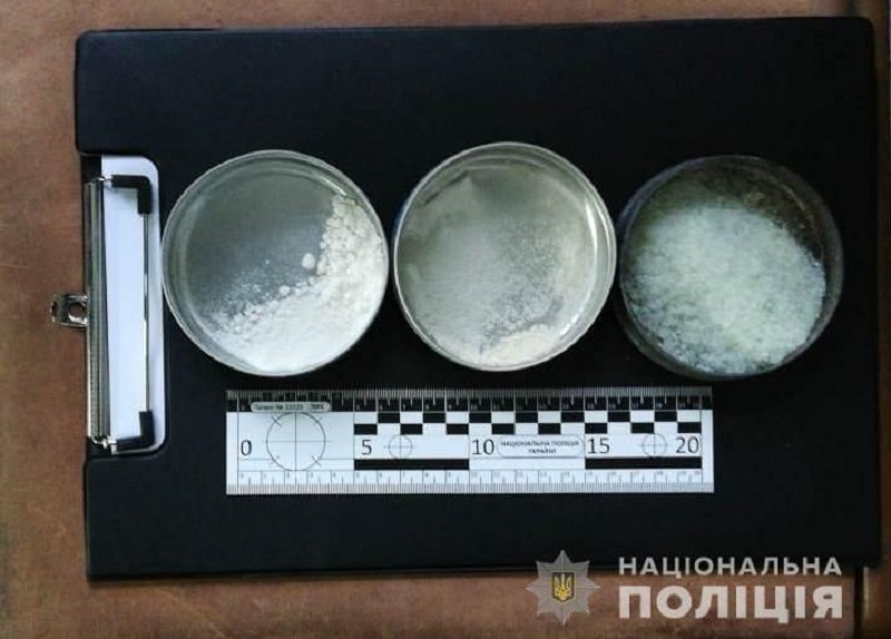 В Одессе разоблачили группировку, которая сбывала особо опасные наркотические средства