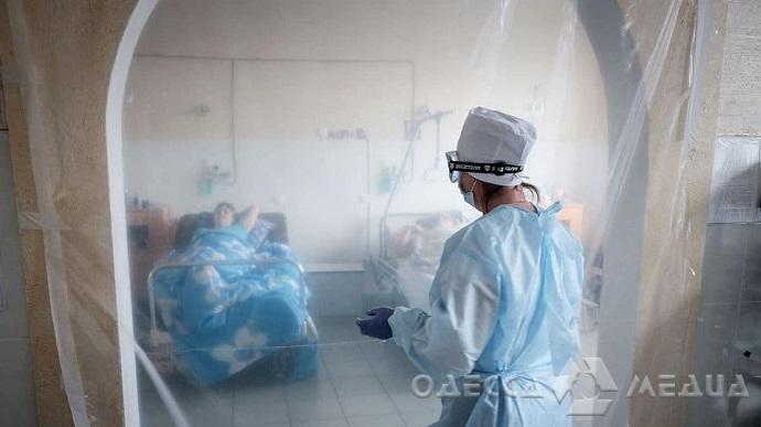 В больницах Одесской области заполнены 60% коек для пациентов с COVID-19