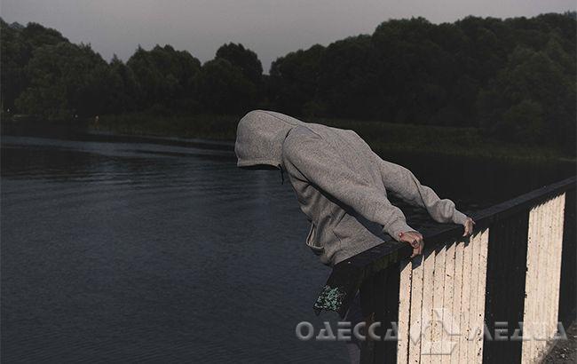 В Одессе парень хотел покончить с собой: на помощь прибыли сотрудники ГСЧС и полицейские