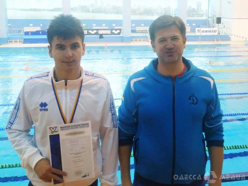 15-летний одессит завоевал свою первую медаль на молодежном чемпионате Украины по плаванию