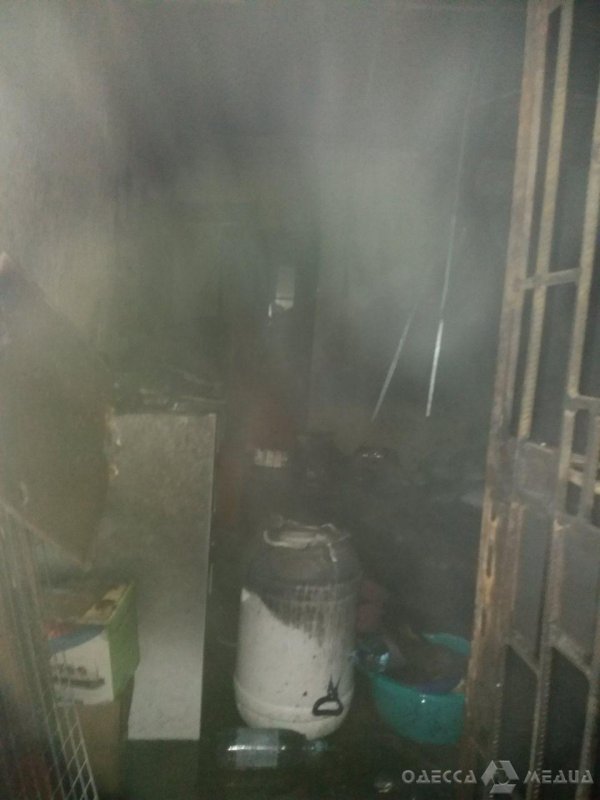 В Одесской области ликвидировано возгорание магазина: спасено имущество на млн грн. (фото)