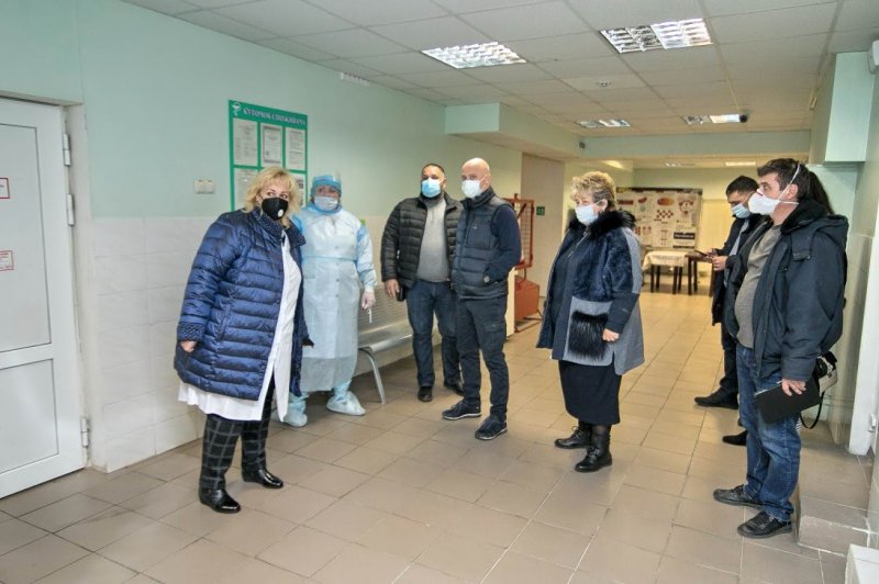 В центре Одессы больница №5 заполнилась пациентами с COVID-19 всего за сутки