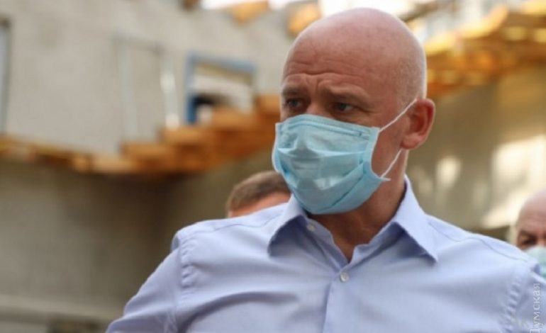 Мэра Одессы госпитализировали в инфекционную больницу