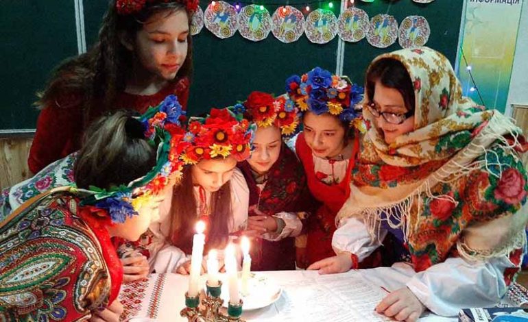 В одной из школ Болградской ОТГ прошли «Андріївські вечорниці»