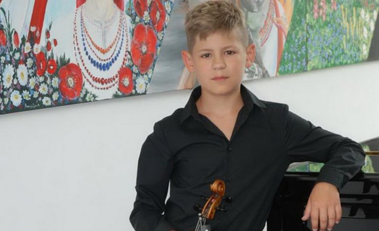 Юный скрипач из Белгорода-Днестровского занял 1 место во Всеукраинском конкурсе
