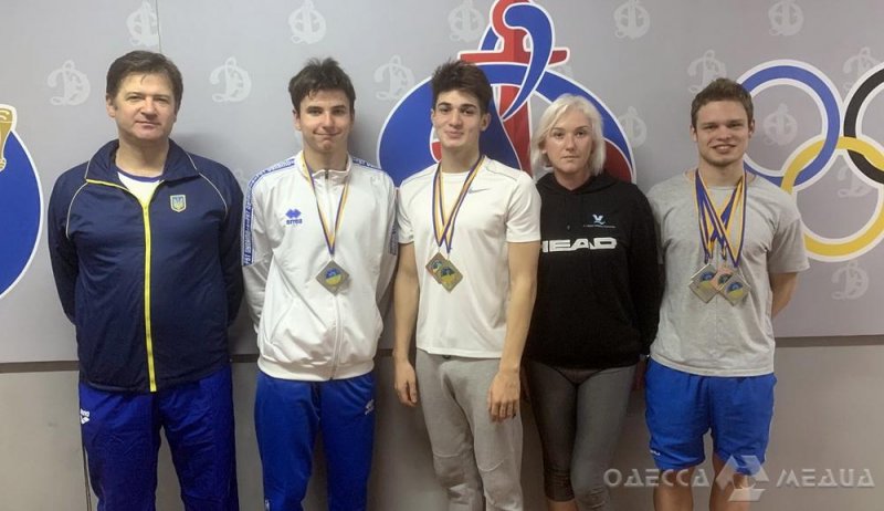 Одесские пловцы завоевали 8 медалей на чемпионате Украины в Днепре (фото)
