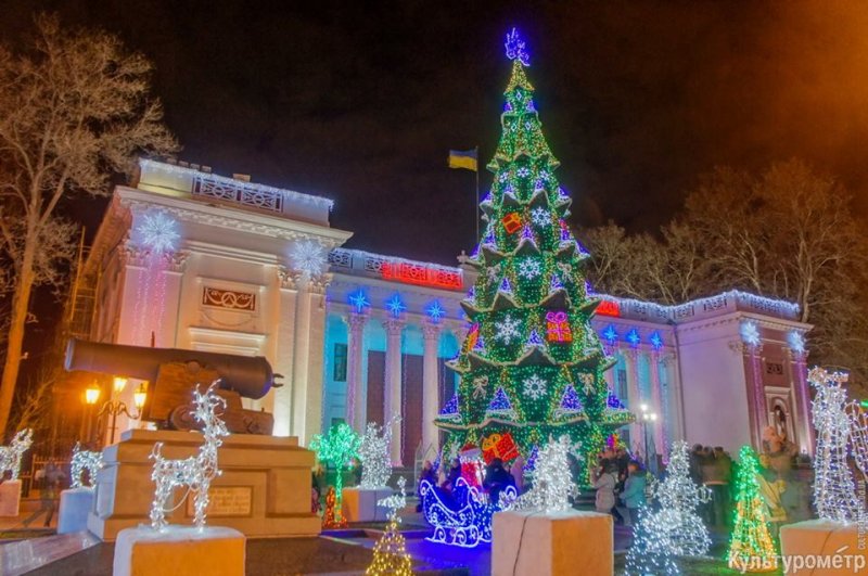 Новогодние праздники в Одессе: будет «Резиденция Деда Мороза», «Городок лакомства» и салют