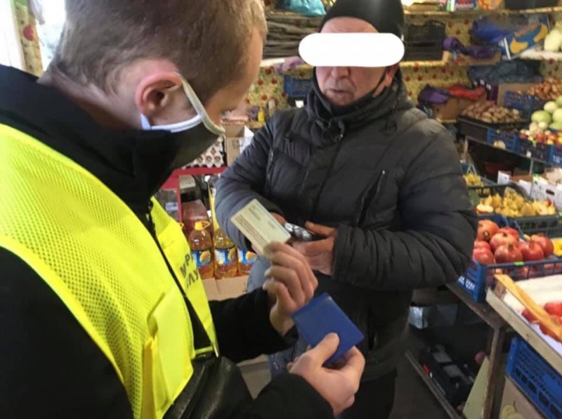На Одесском рынке «Привоз» искали мигрантов (фото)