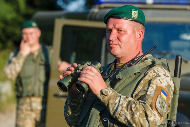 Одесские пограничники задержали гражданку Молдовы, пытавшуюся пересечь границу по паспорту подруги