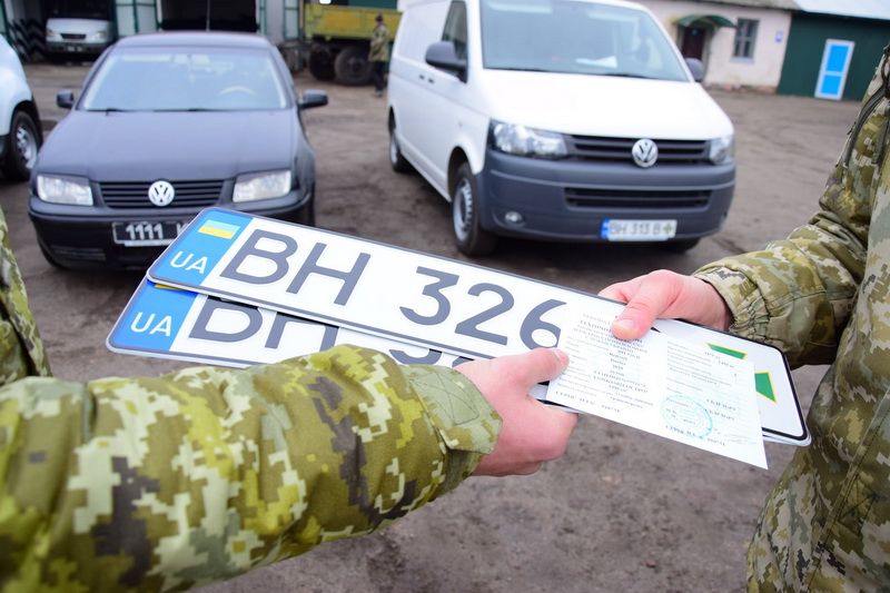 Служебные автомобили Измаильского погранотряда переводят на новые номерные знаки (фото)