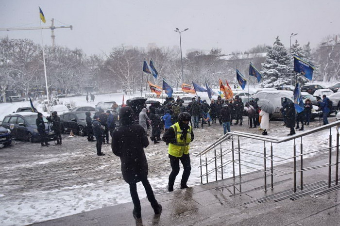 Одесские бизнесмены протестовали против локдауна автопробегом (фото)