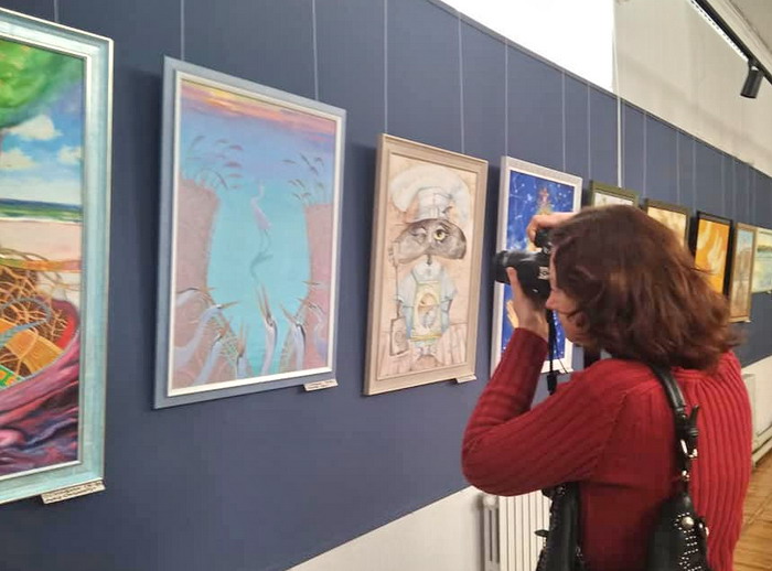 В Белгород-Днестровском выставили картины, созданные у Тузловских лиманов (фото)