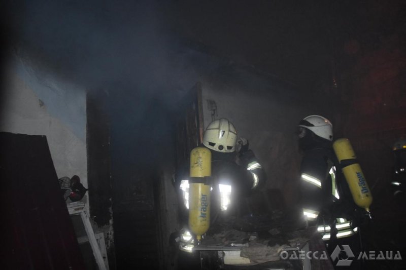 В Одессе в результате отравления продуктами горения погиб мужчина (фото)