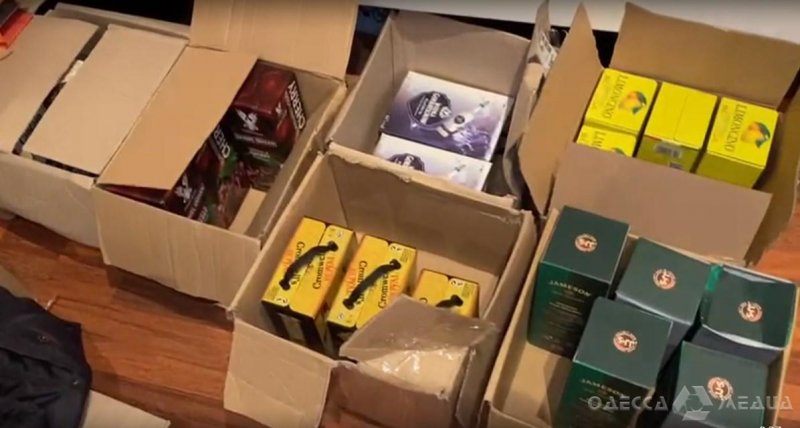 В Одесской области разоблачили большую партию контрафактной продукции (фоторепортаж, видео)