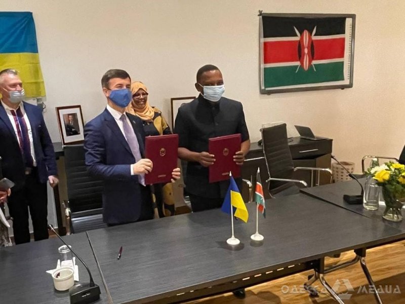 В Африке подписан Договор об установлении партнерских отношений между Одессой и Момбасой (фото)