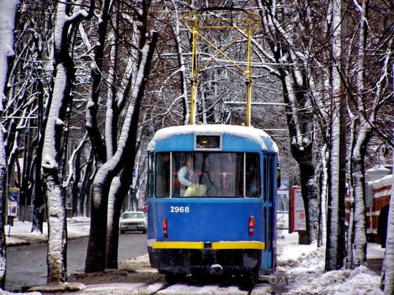 В Одессе не курсируют два трамвайных маршрута: вместо них пустили автобусы