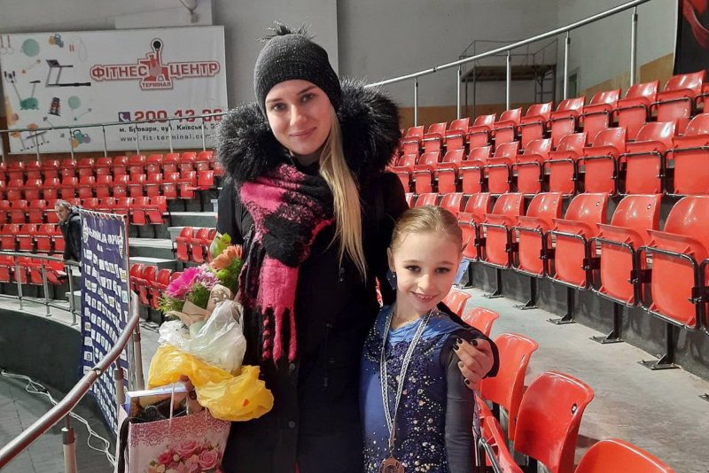 Фигурное катание: юные одесские спортсмены завоевали 11 медалей на всеукраинских соревнованиях в Броварах (фоторепортаж)