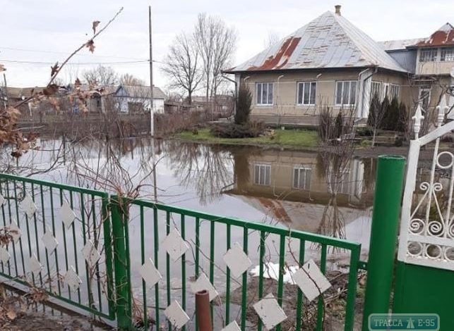 Таяние снега привело к критическому поднятию подпочвенных вод на юге Одесской области
