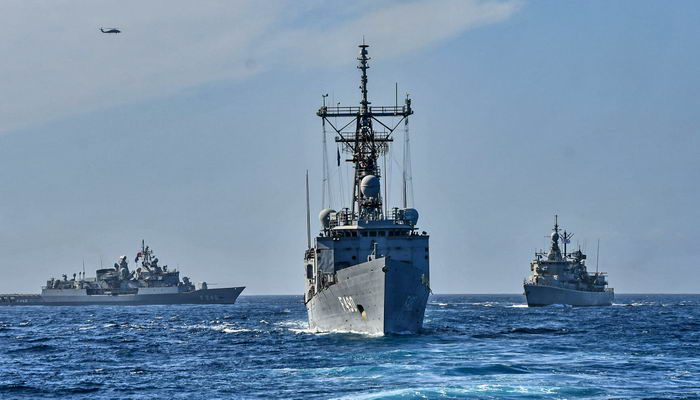 В Черное море вошла эскадра НАТО. Корабли посетят Одессу