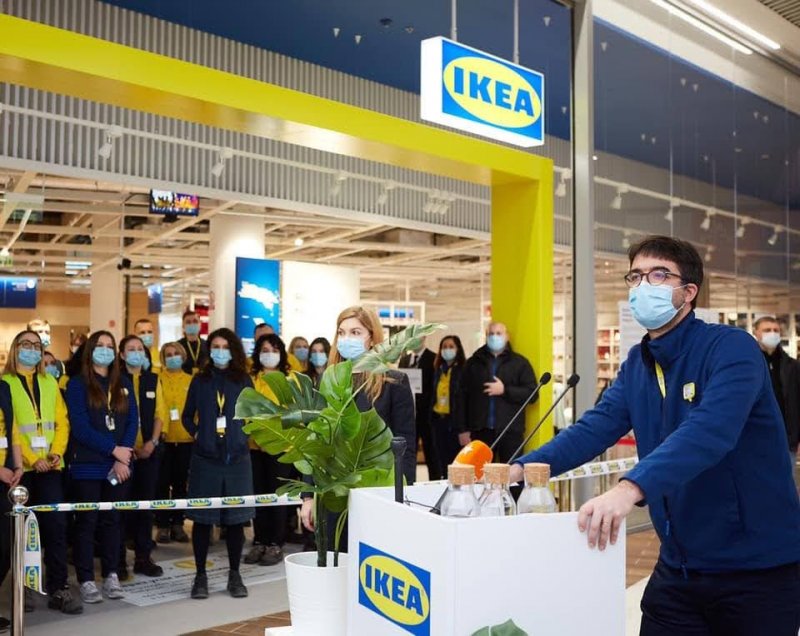 В Украине открылся первый магазин IKEA