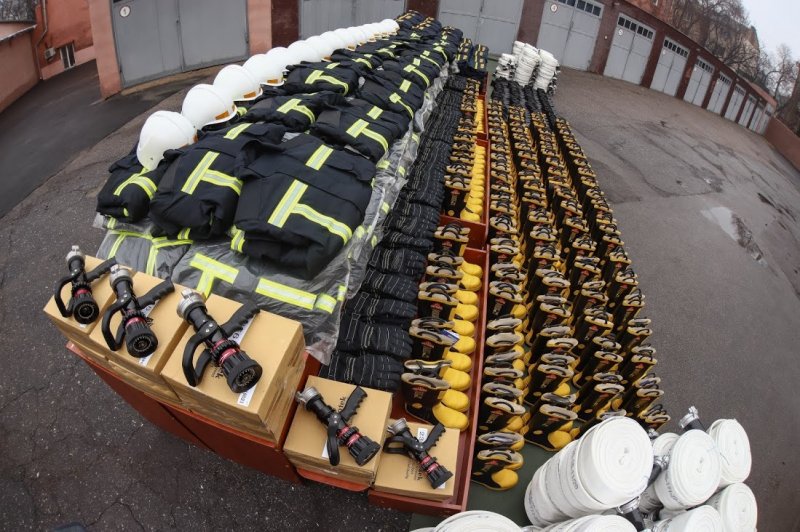 В Одессе – три новых пожарных автомобиля со спецкомплектацией