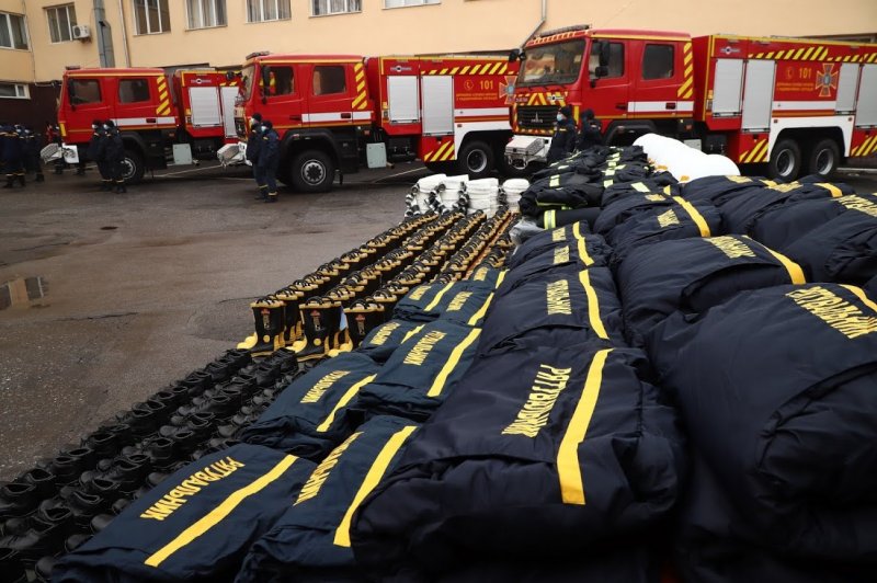В Одессе – три новых пожарных автомобиля со спецкомплектацией