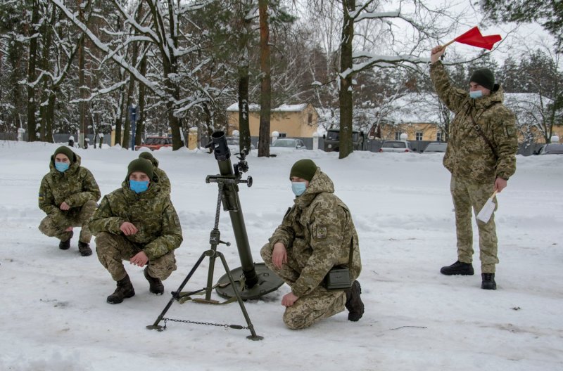 Минометчики Измаильского погранотряда повышают боевую подготовку в Оршанце (фото)
