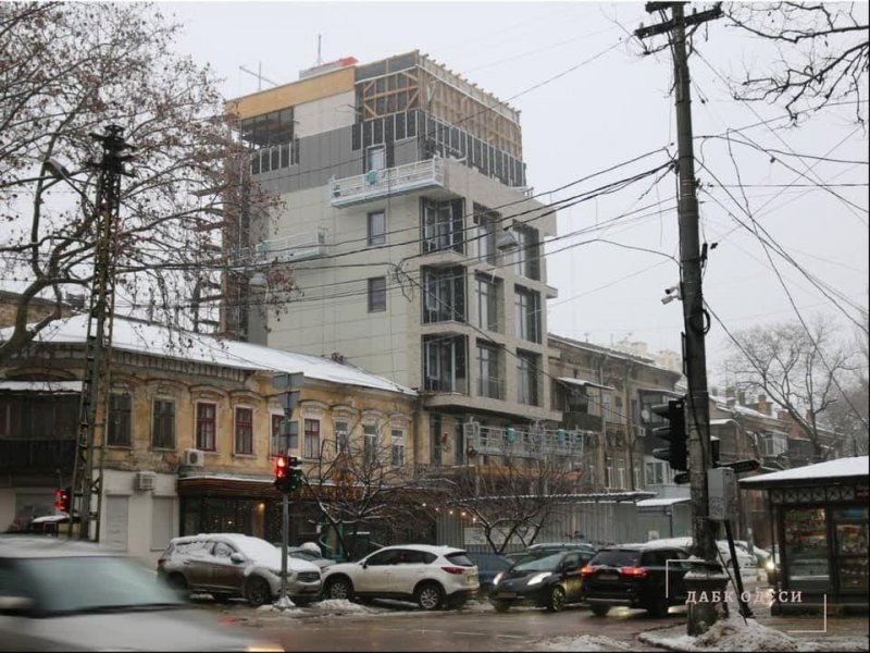 В центре Одессы одноэтажный дом “реконструировали” в 7-этажную башню