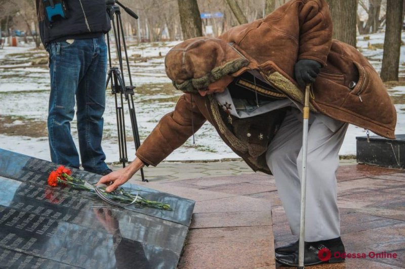 Глава Одесской ОГА почтил память погибших воинов-«афганцев» (фоторепортаж)