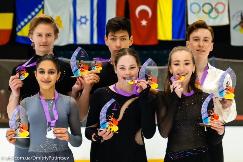 Одесские фигуристы стали победителями международного турнира (фоторепортаж)