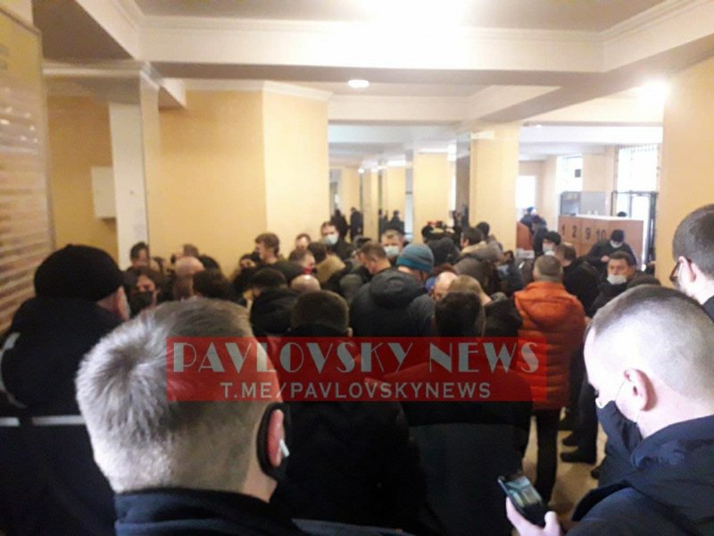Приморский суд Одессы перенес оглашение приговора Сергею Стерненко