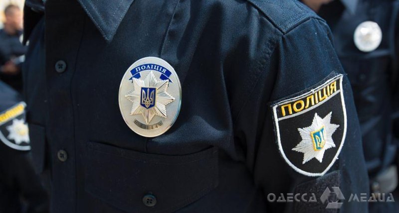 Одесские патрульные полицейские задержали нарушителя благодаря ролику в соцсетях (видео)